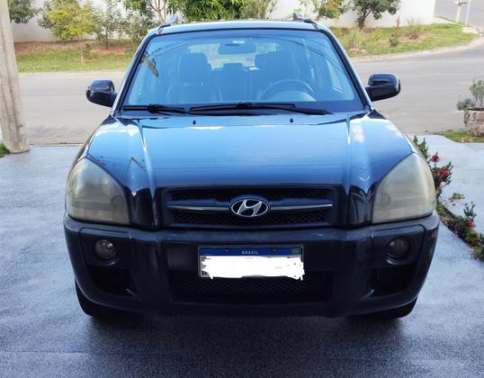 HYUNDAI TUCSON 2.0 MPFI GL 16V 142CV 2WD GASOLINA 4P AUTOMÁTICO
